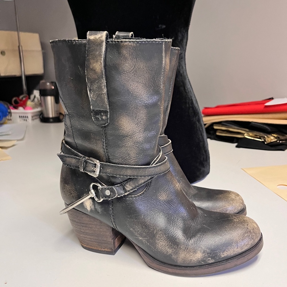 Leather boots